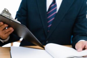 税務調査官の種類と特徴。会社の事業規模等で調査担当者は異なる