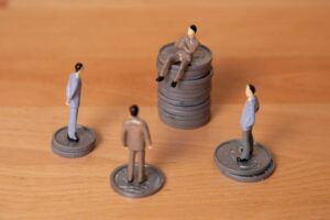 国税局が調査を担当するケースと税務署が実施する調査との違い